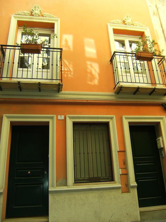 Elizabeth B&B Cagliari Esterno foto
